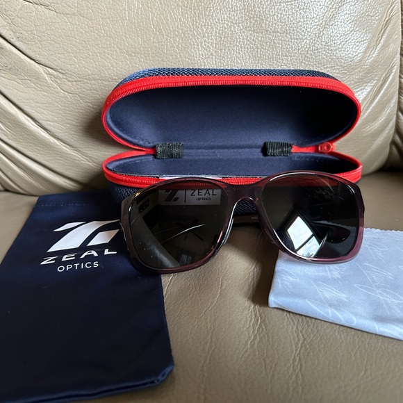 Zeal Optics Polarized Sunglasses Magnolia Purple $159 - Picture 11 of 15